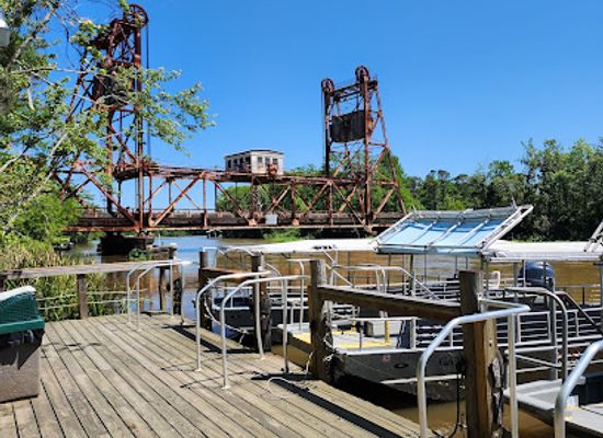 mississippi/the-gulf-coast/attraction/cajun-encounters-tour-company