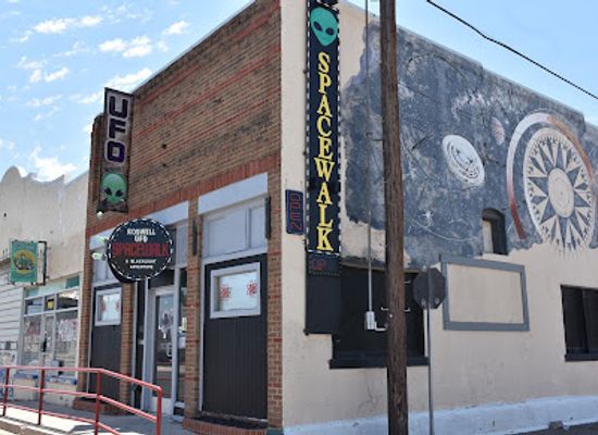 new-mexico/roswell/attraction/roswell-ufo-spacewalk