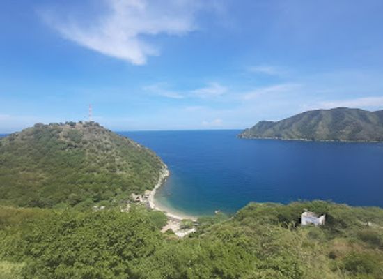 colombia/santa-marta/taganga/attraction/bahia-de-taganga