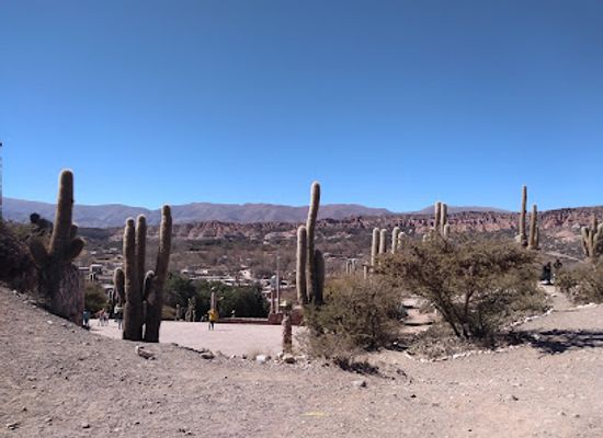 argentina/quebrada-de-humahuaca/attraction/plaza-san-martin