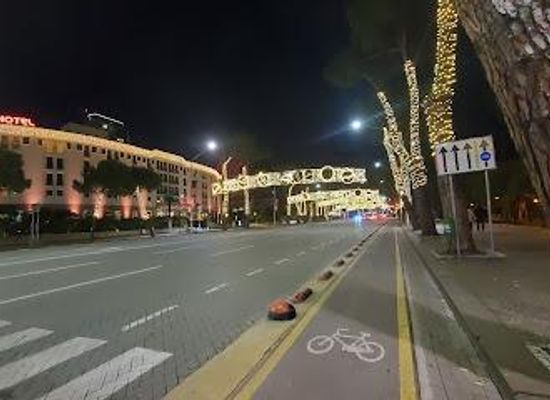 albania/tirana/attraction/bulevardi-deshmoret-e-kombit