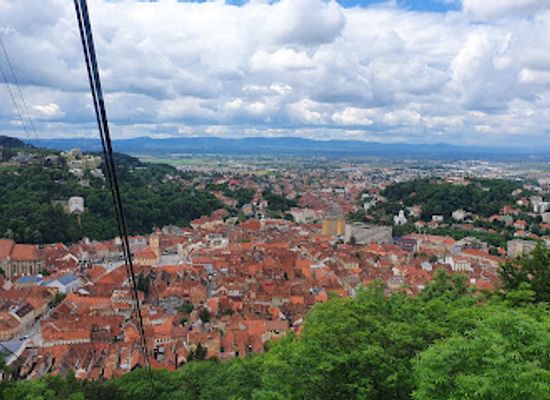 romania/brasov/attraction/the-romanian-flag-on-tampa-hill