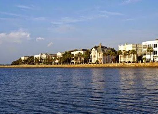 south-carolina/charleston-beaches/attraction/gray-line
