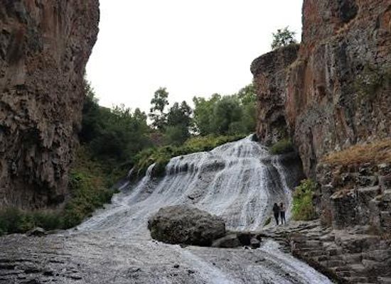 armenia/jermuk/attraction/jermuk-waterfall