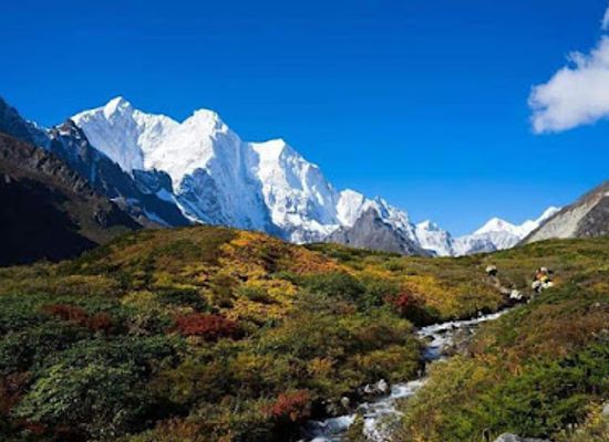 nepal/manang/attraction/kajin-sara-lake-singaar-lake