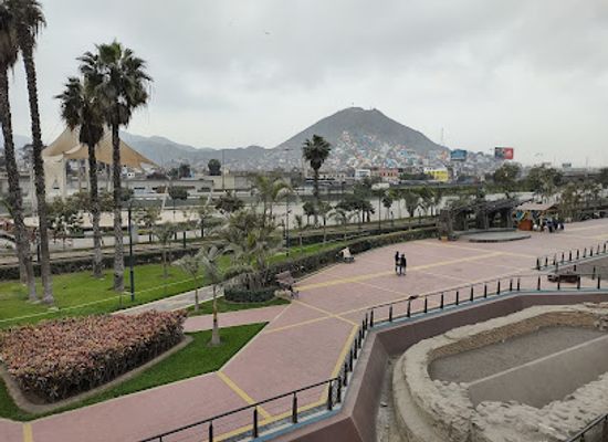 peru/callao/attraction/muninet-parque-la-muralla