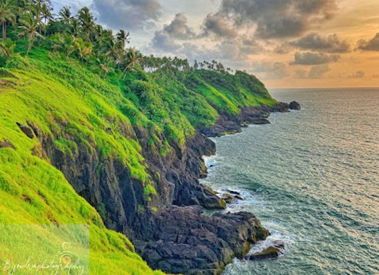 india/goa-beaches/attraction/cabo-de-rama-cave