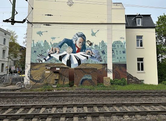 germany/bonn/attraction/mural-art-of-beethoven