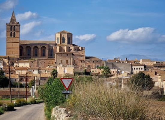 spain/mallorca/attraction/palace-of-the-kings-of-mallorca-in-sineu