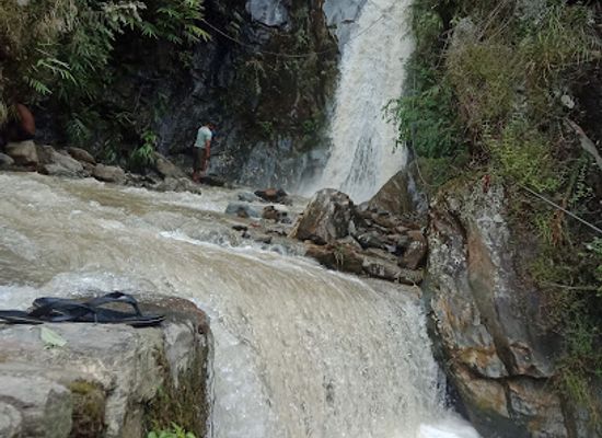 nepal/bagmati-zone/attraction/satabise-jharna-betrawati-nuwakot-bagmati