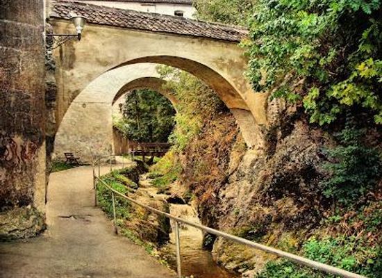 romania/brasov/attraction/strada-dupa-ziduri