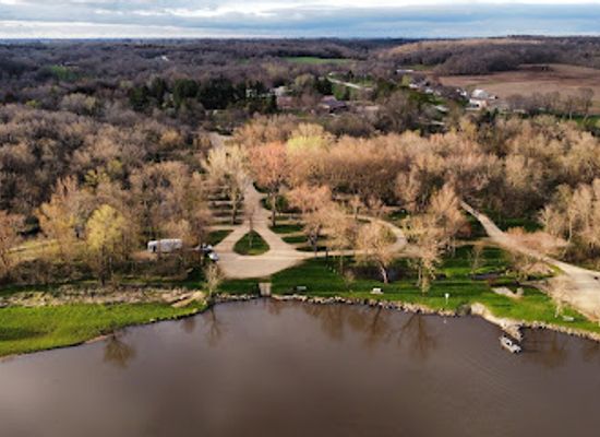 iowa/backbone-state-park/attraction/bailey-s-ford-park