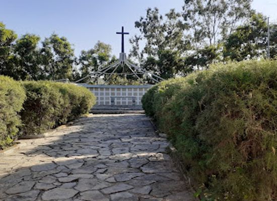 ethiopia/mekele/attraction/italian-soldier-grave