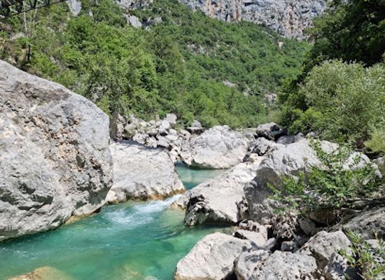 france/verdon-gorge/attraction/point-de-depart-du-sentier-de-l-imbut