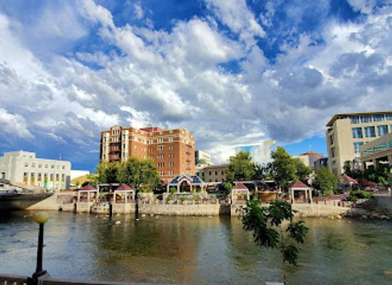 nevada/northern-nevada/attraction/riverwalk-south-virginia-st-reno-nv