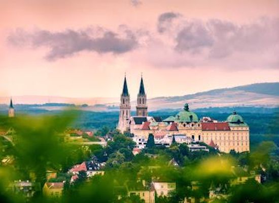 austria/vienna/attraction/klosterneuburg-monastery