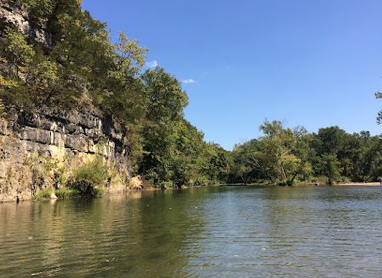 missouri/missouri-rhineland/attraction/huzzah-conservation-area-river-access