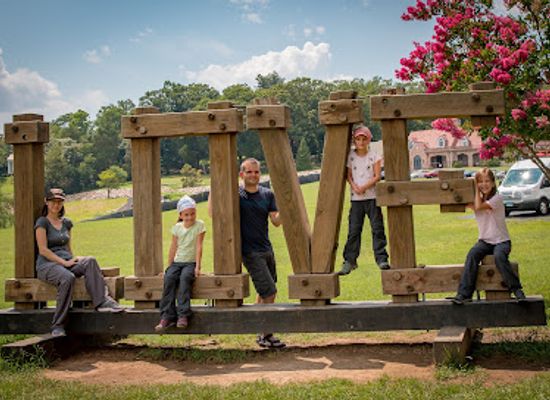 virginia/northern-virginia/attraction/virginia-is-for-lovers-lovework
