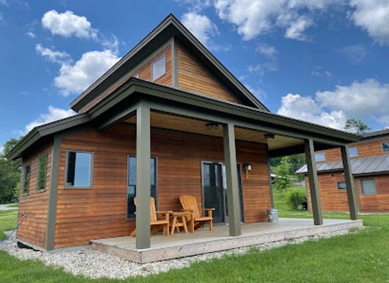 vermont/mount-ascutney-state-park/attraction/fat-sheep-farm-cabins