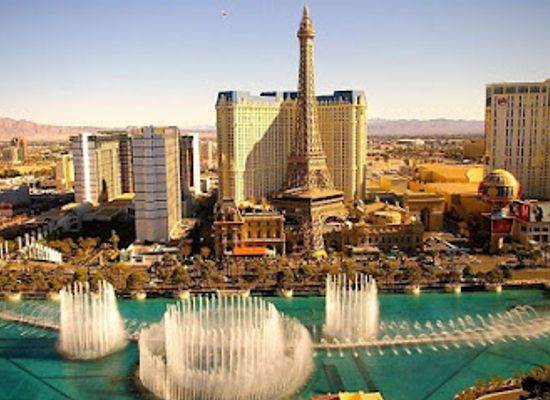 nevada/las-vegas/the-strip/attraction/welcome-to-fabulous-las-vegas-sign