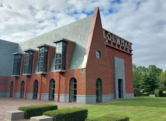 netherlands/the-hague/centrum/attraction/louwman-museum