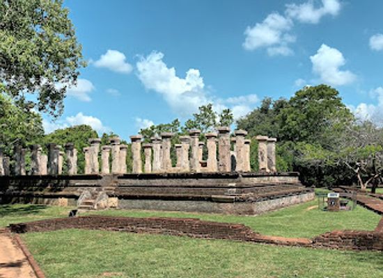 sri-lanka/polonnaruwa/attraction/palace-of-king-nishshanka-malla