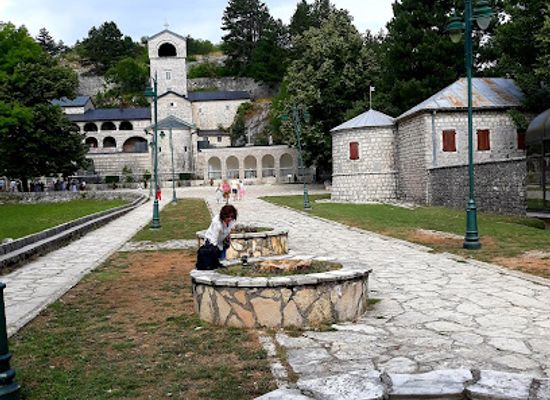 montenegro/bjelasica/attraction/djukanovic-palace