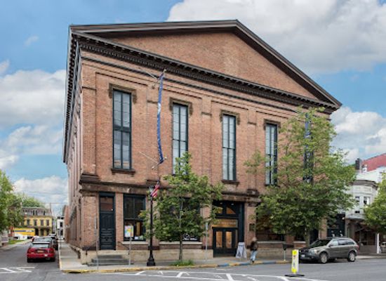 new-york/hudson/attraction/hudson-hall-at-the-historic-hudson-opera-house