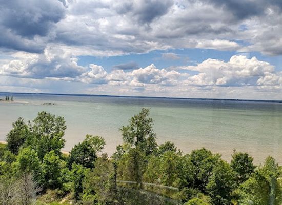 michigan/tawas-point-state-park/attraction/tawas-point-lighthouse