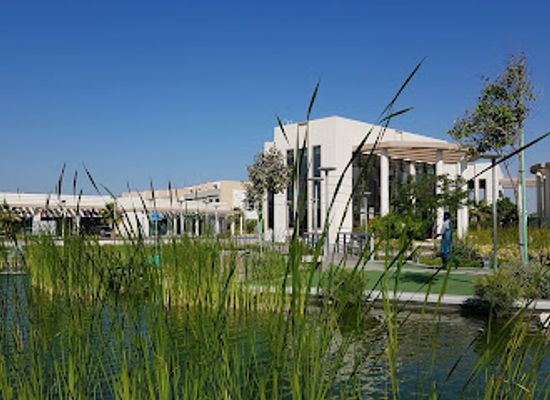 bahrain/jebel-dukhan/attraction/czech-goose-pond