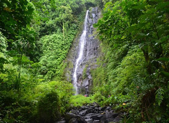 micronesia/pohnpei-island/attraction/sahwarlap-waterfall