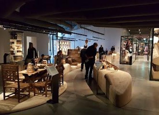 estonia/tartu/attraction/estonian-national-museum