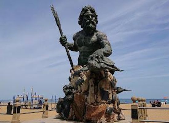 virginia/virginia-beach/attraction/virginia-beach-boardwalk