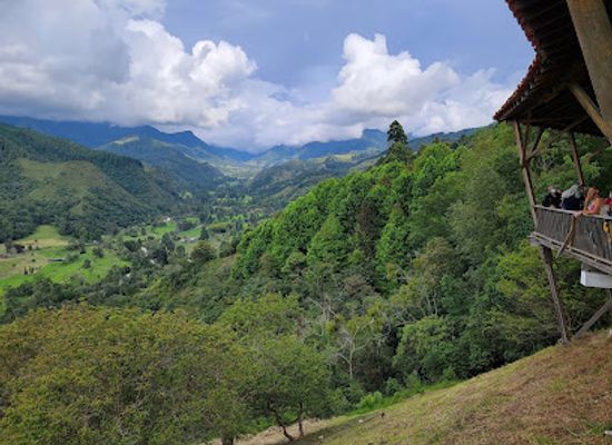 colombia/coffee-axis/attraction/salento-viewpoint