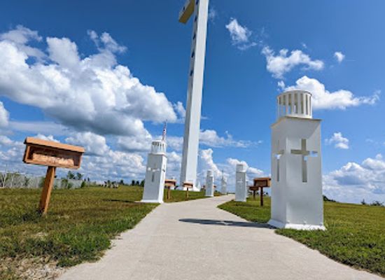 missouri/ozarks/attraction/branson-cross
