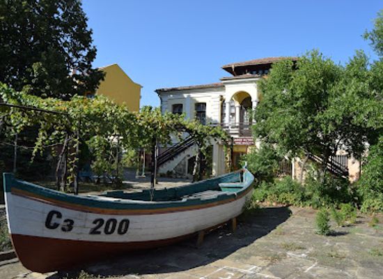bulgaria/burgas/attraction/ethnographic-museum-burgas