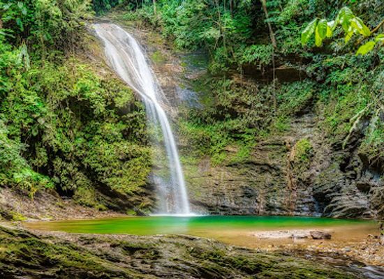trinidad-and-tobago/edith-falls/attraction/blue-basin-falls