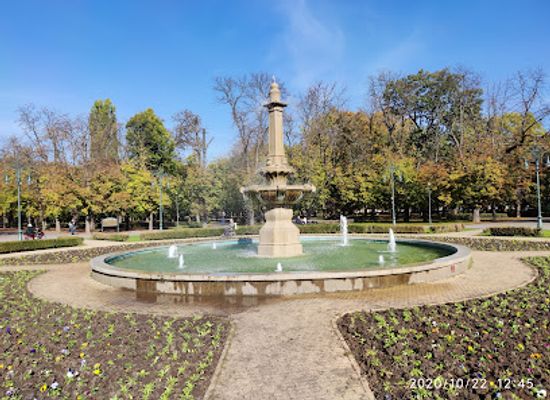 hungary/eger/attraction/szmrecsanyi-lajos-kert