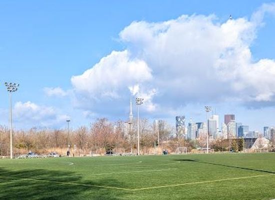 canada/toronto/attraction/cherry-beach-sports-fields