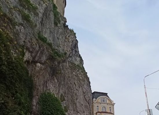 slovakia/trencin/attraction/socha-v-skale
