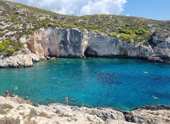 greece/zakynthos/attraction/porto-limnionas-beach
