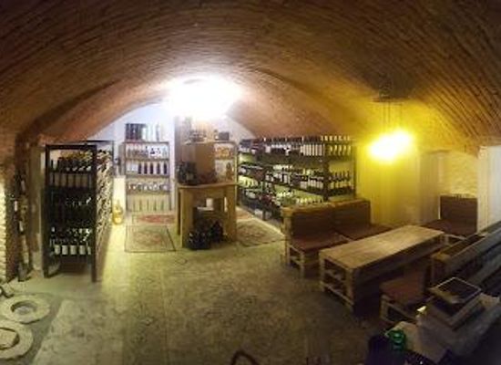 georgia/mtskheta/attraction/amphora-wine-shop