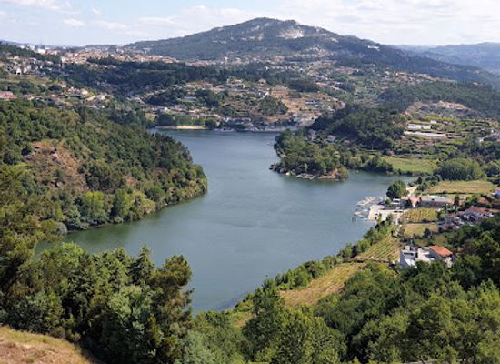 portugal/douro/attraction/miradouro-de-catapeixe