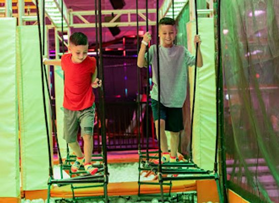 tennessee/murfreesboro/attraction/urban-air-trampoline-and-adventure-park