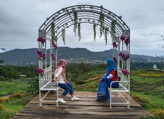 indonesia/sulawesi/attraction/puncak-tetetana-suluan