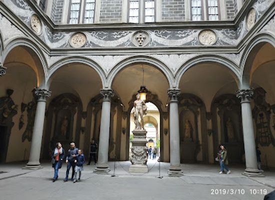 italy/florence/san-marco/attraction/giardino-di-palazzo-medici-riccardi