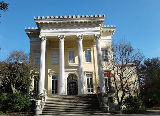 maryland/towson/attraction/evergreen-museum-library