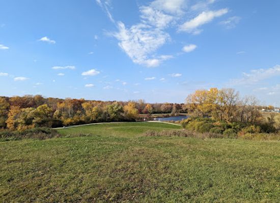 illinois/prairie-state/attraction/old-school-forest-preserve