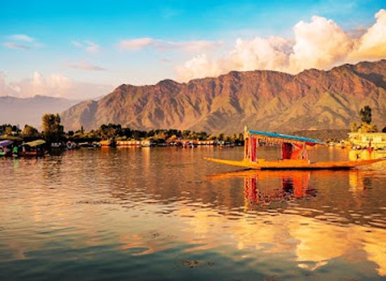india/kashmir-valley/attraction/dal-lake