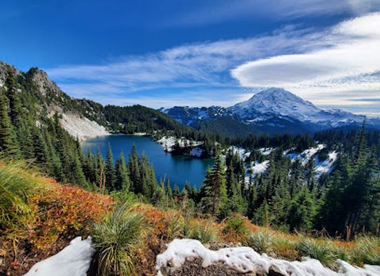 washington/mount-rainier-national-park/attraction/tolmie-peak-trailhead